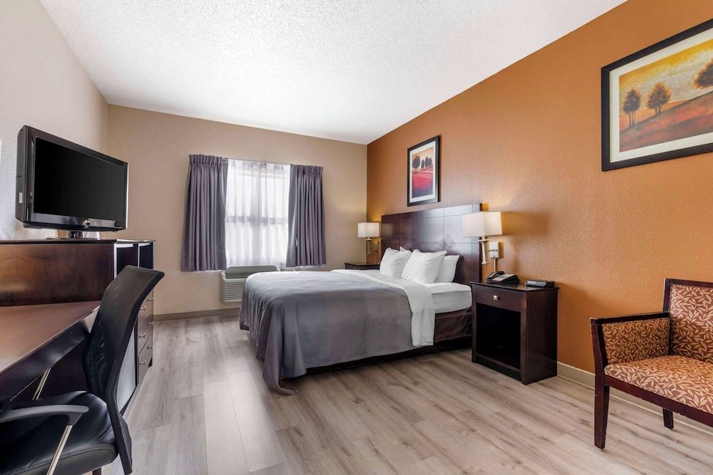 Room, 1 King Bed, Accessible, Non Smoking