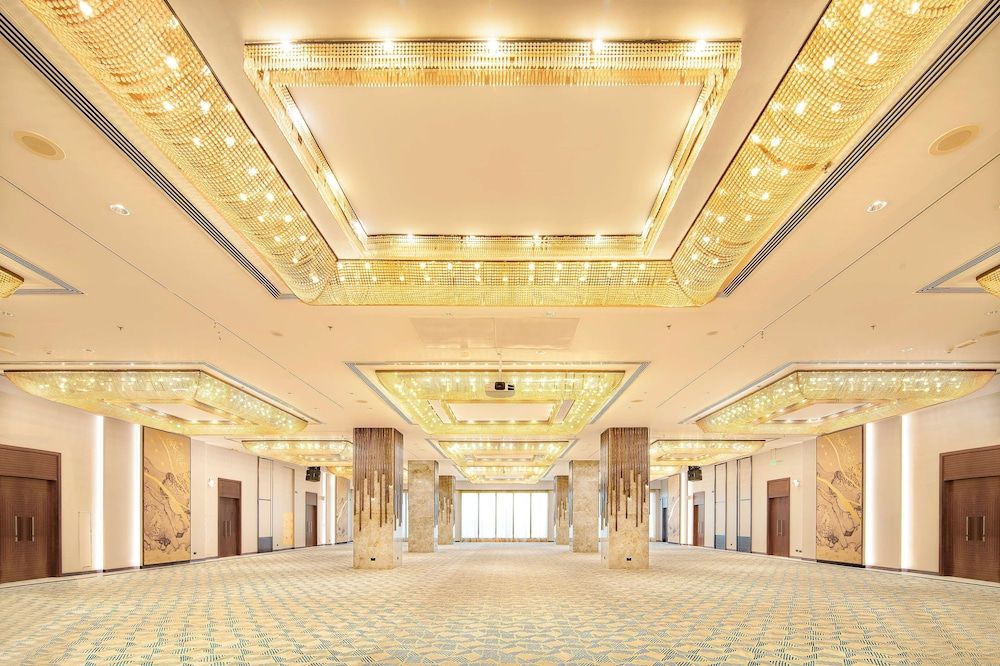 undefined Radisson Blu Hotel & Resort, Abu Dhabi Corniche 3