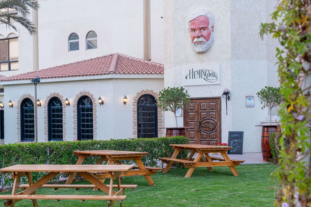 undefined Radisson Blu Hotel & Resort, Abu Dhabi Corniche 4