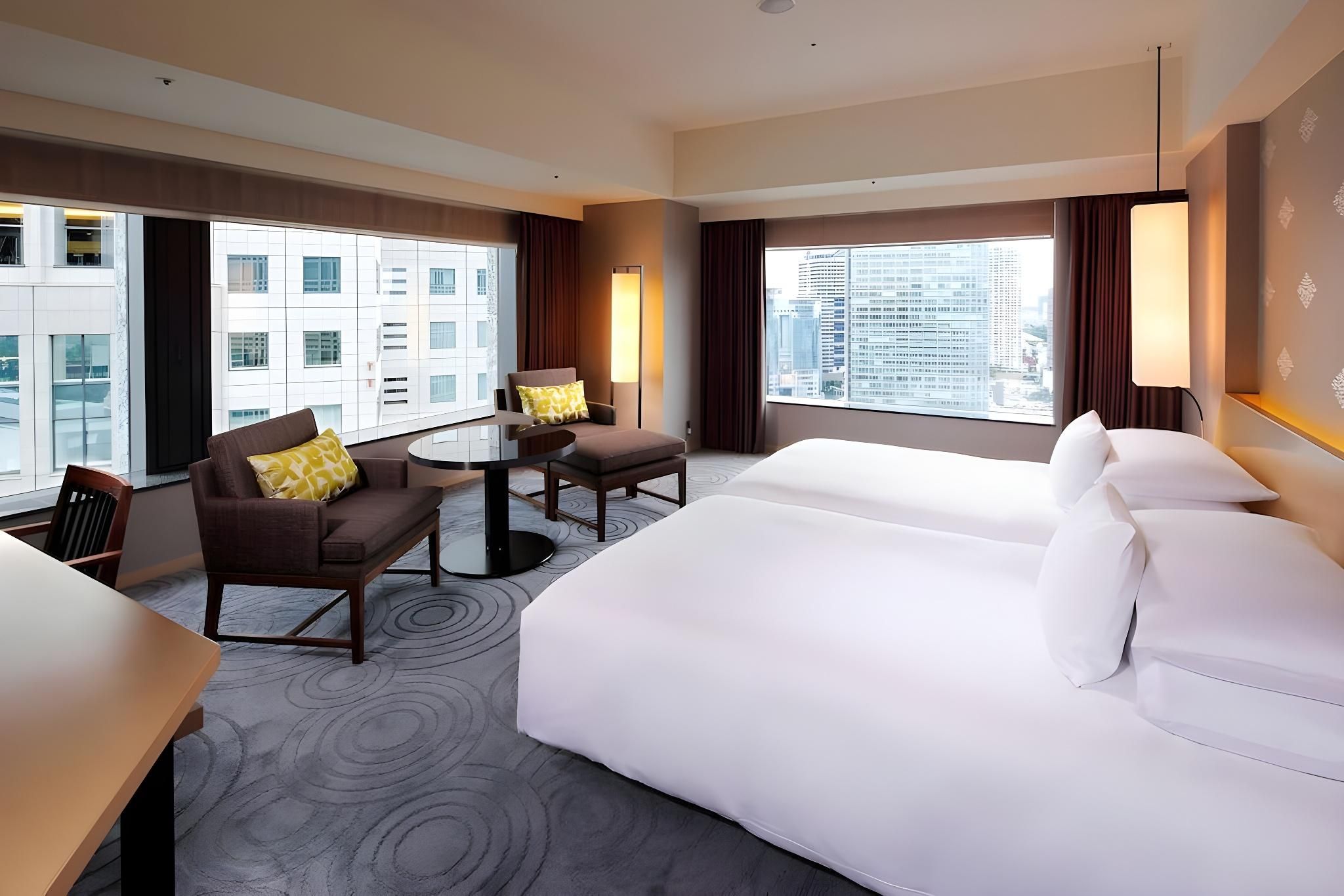 Premier Corner Twin Room with Extra Bed - Non-Smoking