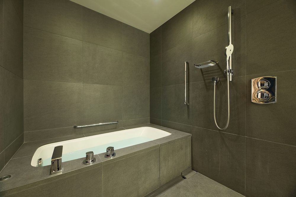 The Capitol Hotel Tokyu Deluxe King, Non Smoking 15