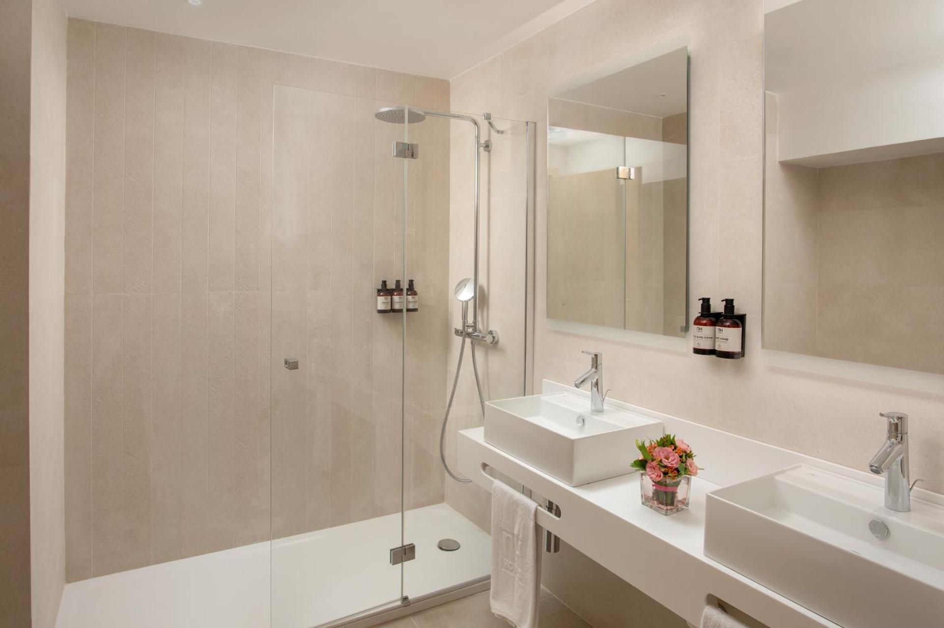 Junior Suite with Terrace with Extra Bed