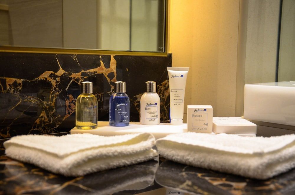 undefined The Diplomat Radisson BLU Hotel, Residence & Spa 2