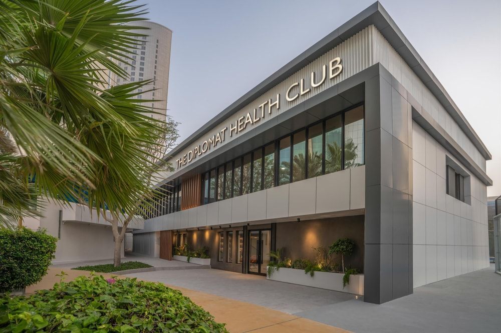 undefined The Diplomat Radisson BLU Hotel, Residence & Spa 2