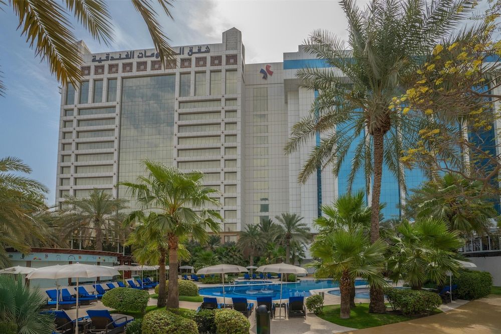 undefined The Diplomat Radisson BLU Hotel, Residence & Spa 4