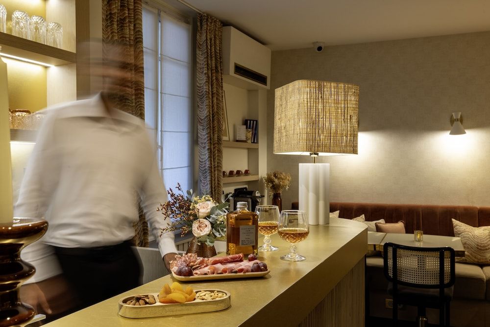 undefined Hotel Bailli de Suffren 4