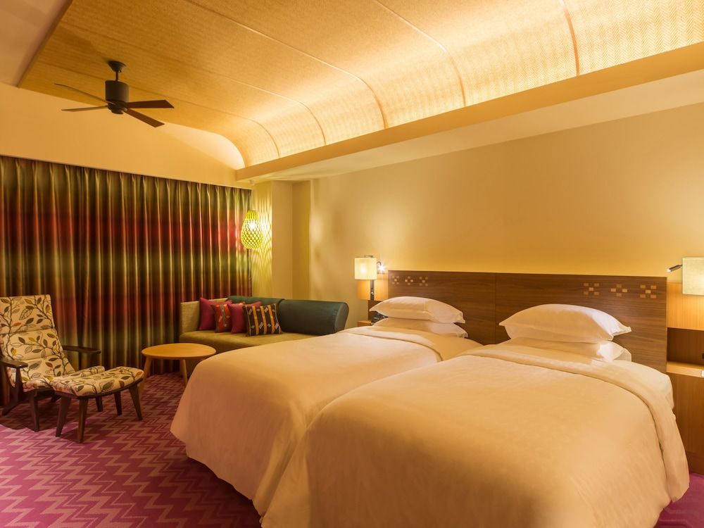 Premium Lanai Room 4 People 1st Floor, Exclusive Benefits (South Tower)