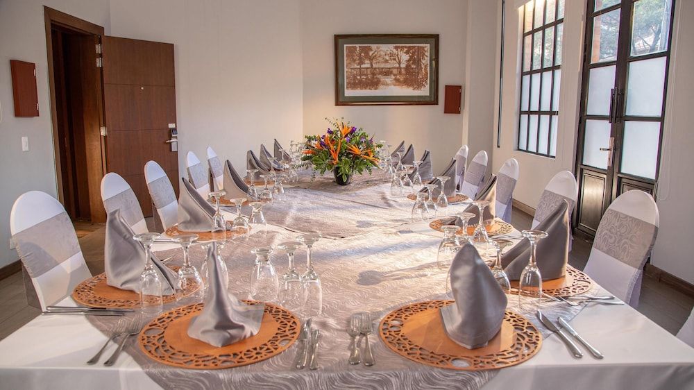 undefined Embassy Suites by Hilton Bogota - Rosales 8