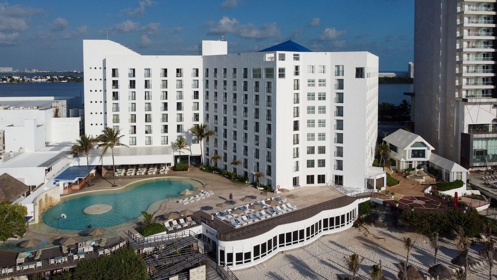 undefined Sunset Royal Beach Resort - All Inclusive 3