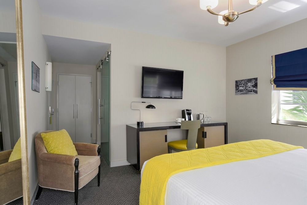 Hotel Breakwater South Beach Superior Room, 1 Queen Bed 3