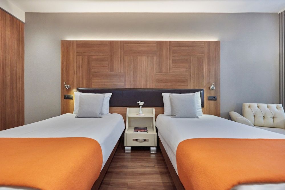 Superior Twin Room