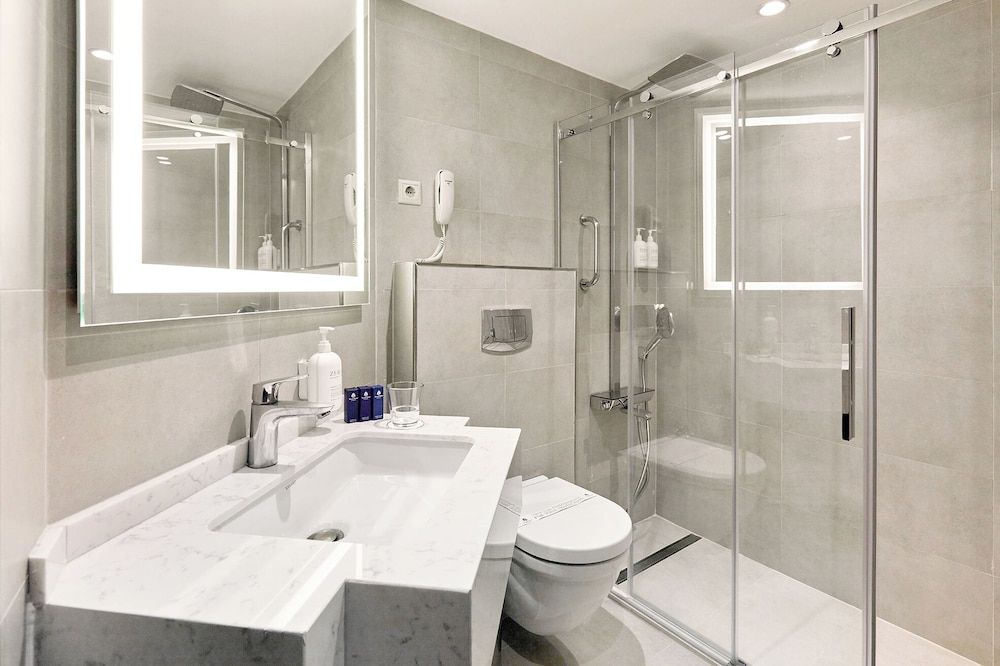 Konak Hotel Taksim Superior Double Room 8