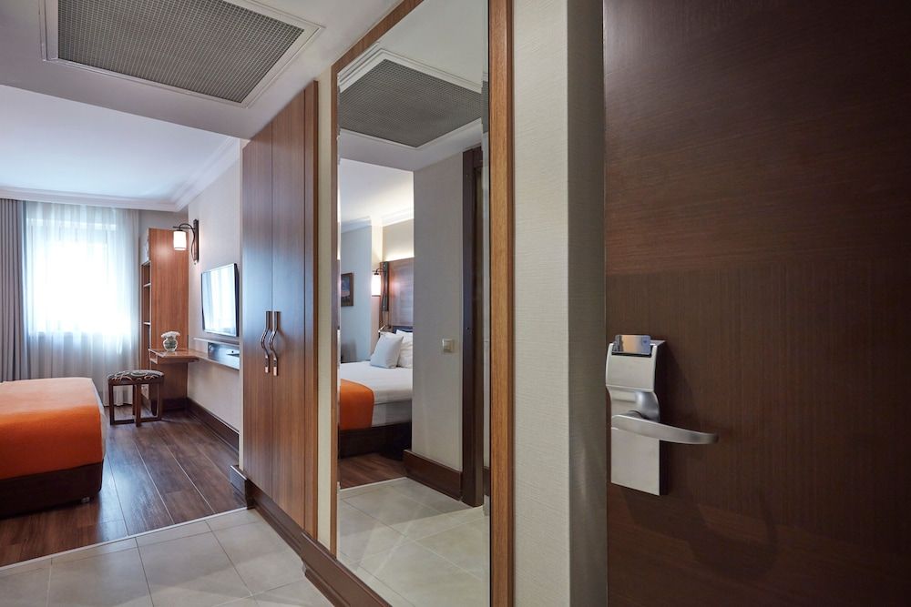 Konak Hotel Taksim Superior Double Room 10