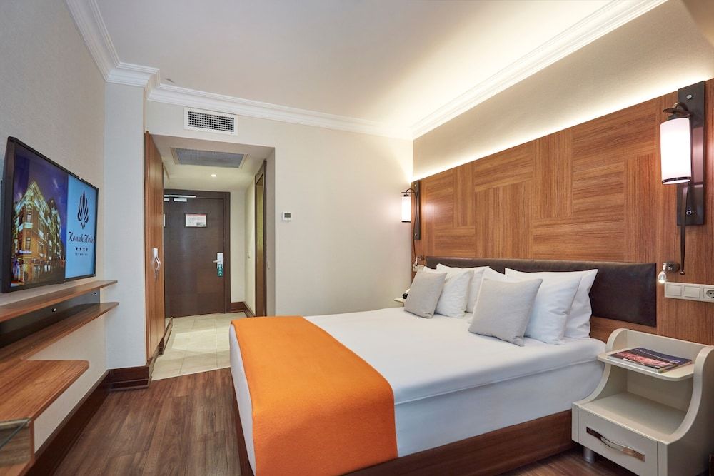 Konak Hotel Taksim Superior Double Room 2