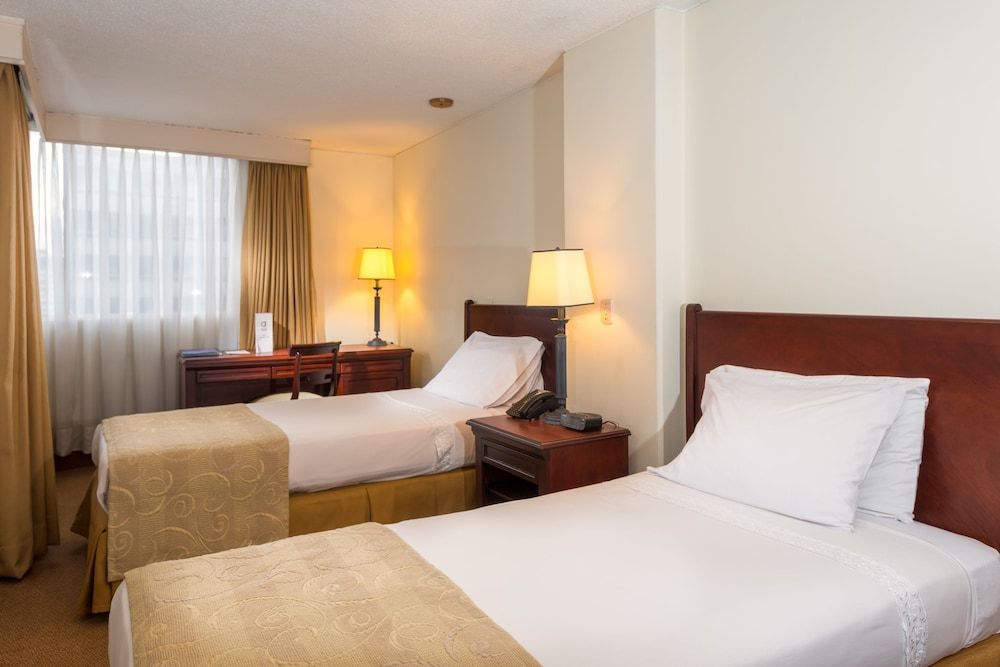 Hotel Dann Avenida 19 Bogota Standard Twin Room 2