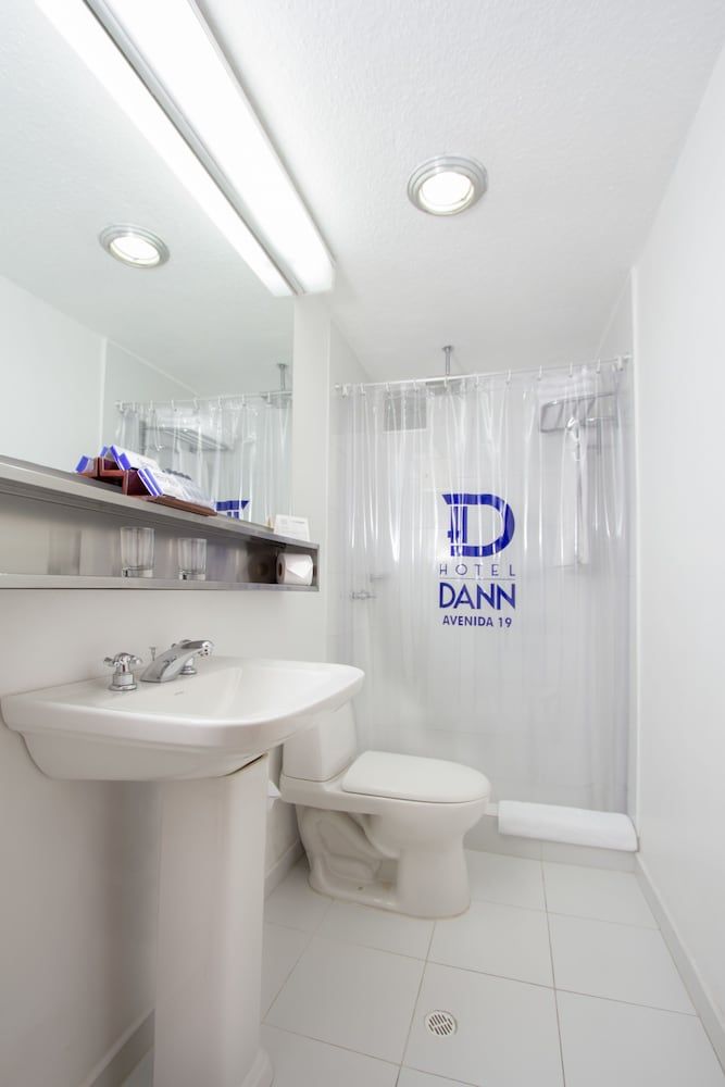 Hotel Dann Avenida 19 Bogota Standard Twin Room 6