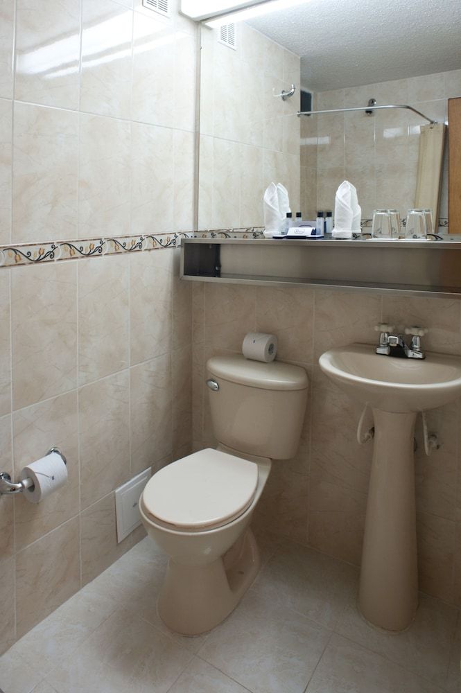 Hotel Dann Avenida 19 Bogota Standard Room 2