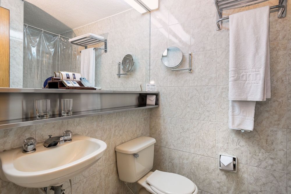 Hotel Dann Avenida 19 Bogota Standard Twin Room 8