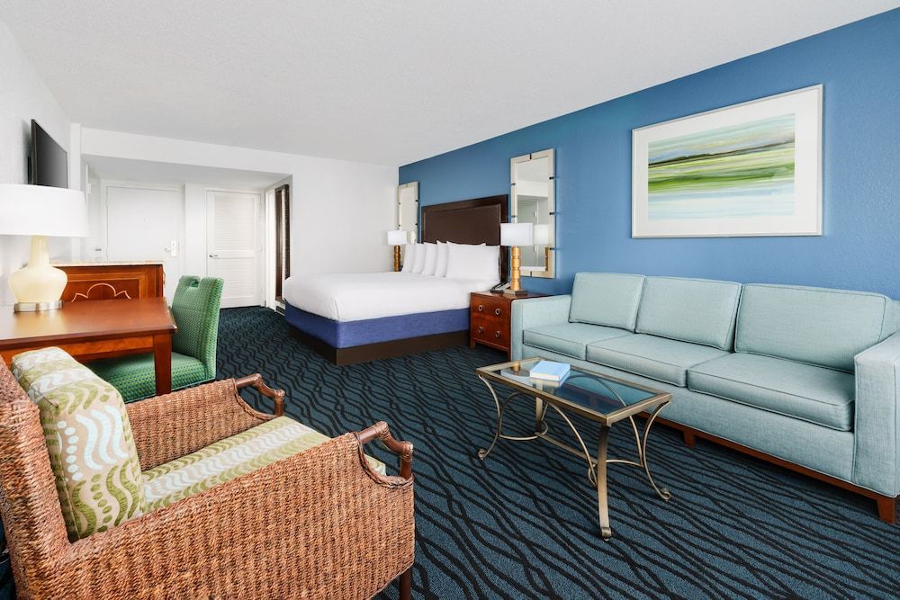 undefined CoCo Key Hotel and Water Resort  4