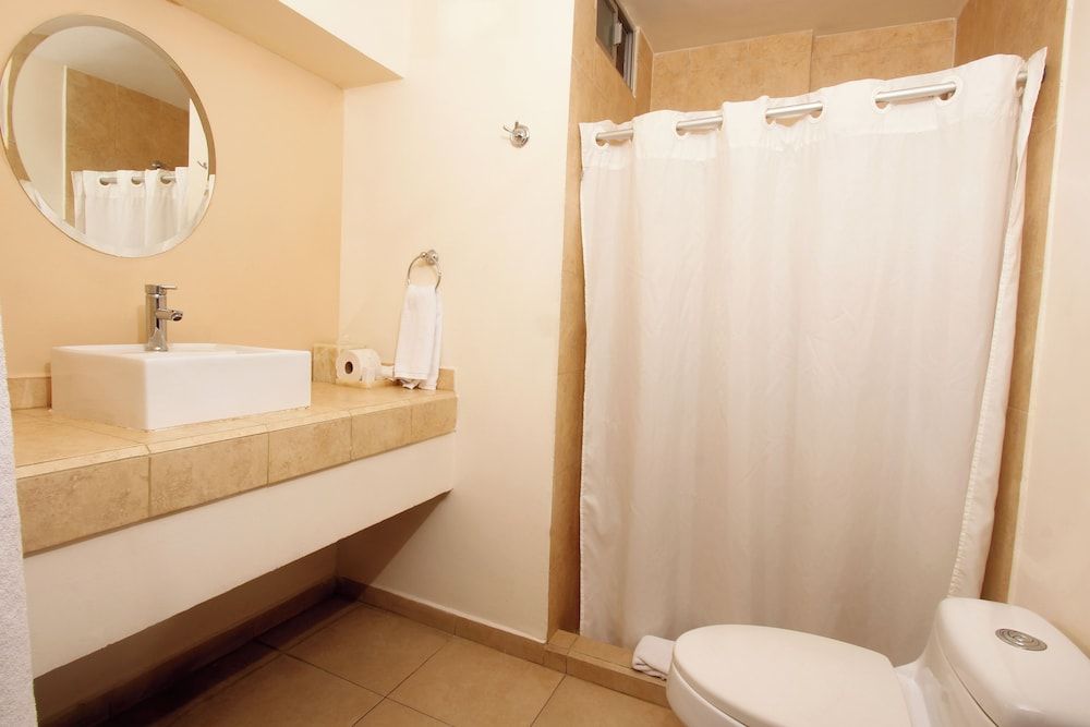 Hotel El Dorado Standard Double Room 3