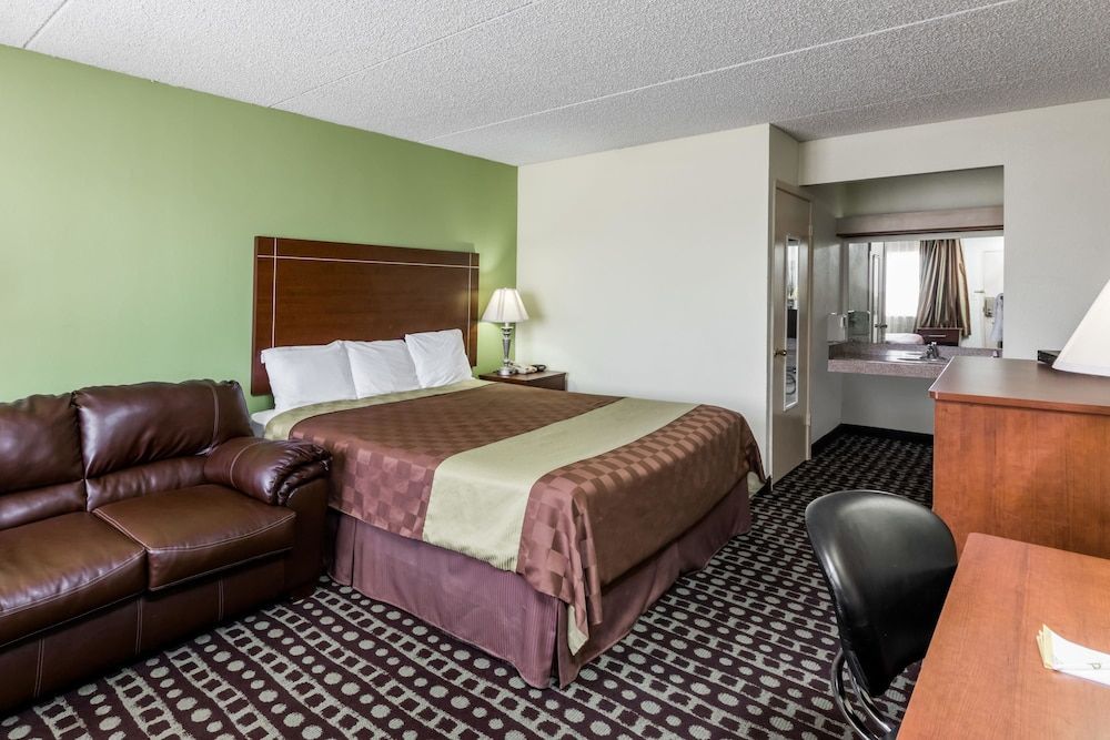 Superior Room, 1 King Bed, Non Smoking
