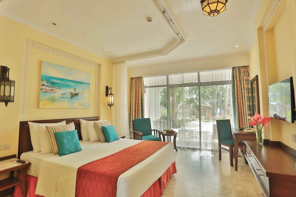 Sarova Whitesands Beach Resort & Spa Pool Facing Room 4