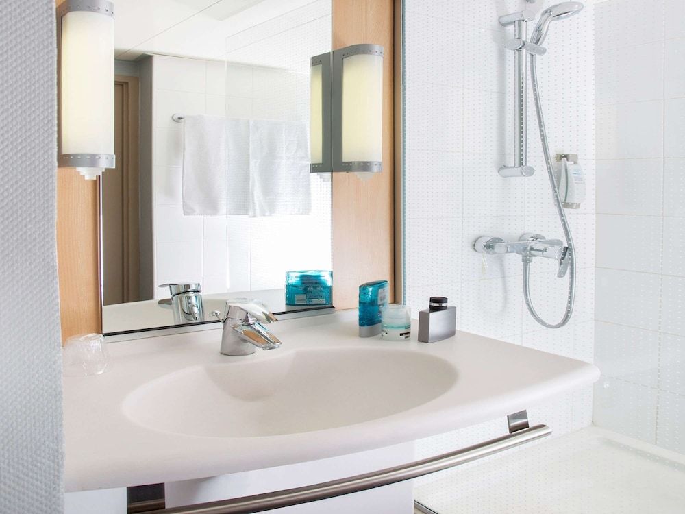 ibis Lyon Gerland Musée des Confluences Standard Room, 1 Double Bed 5