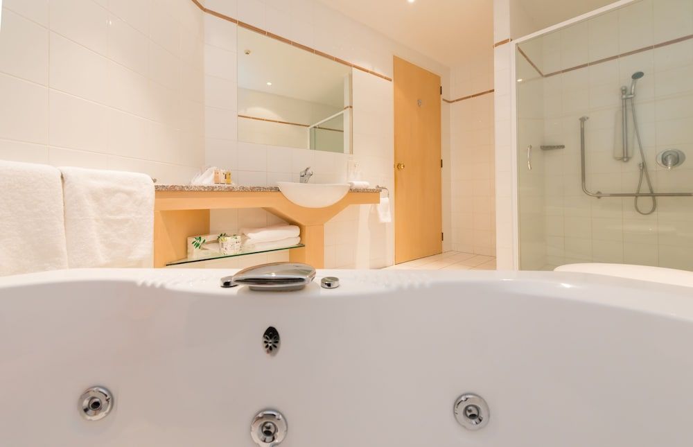 Millennium Resort Manuels Junior Suite King with Lake View 5