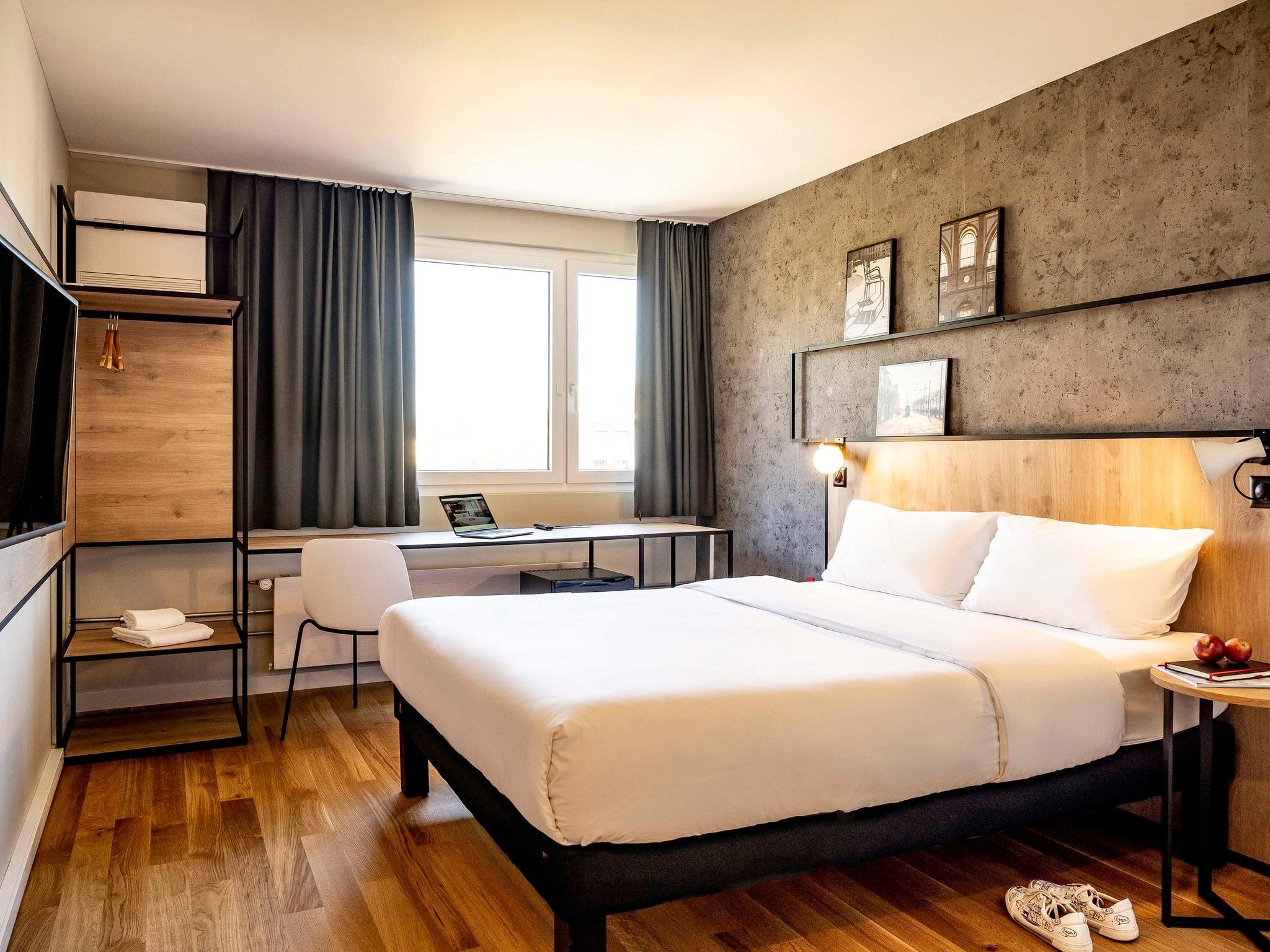 Superior Room with 1 Double Bed