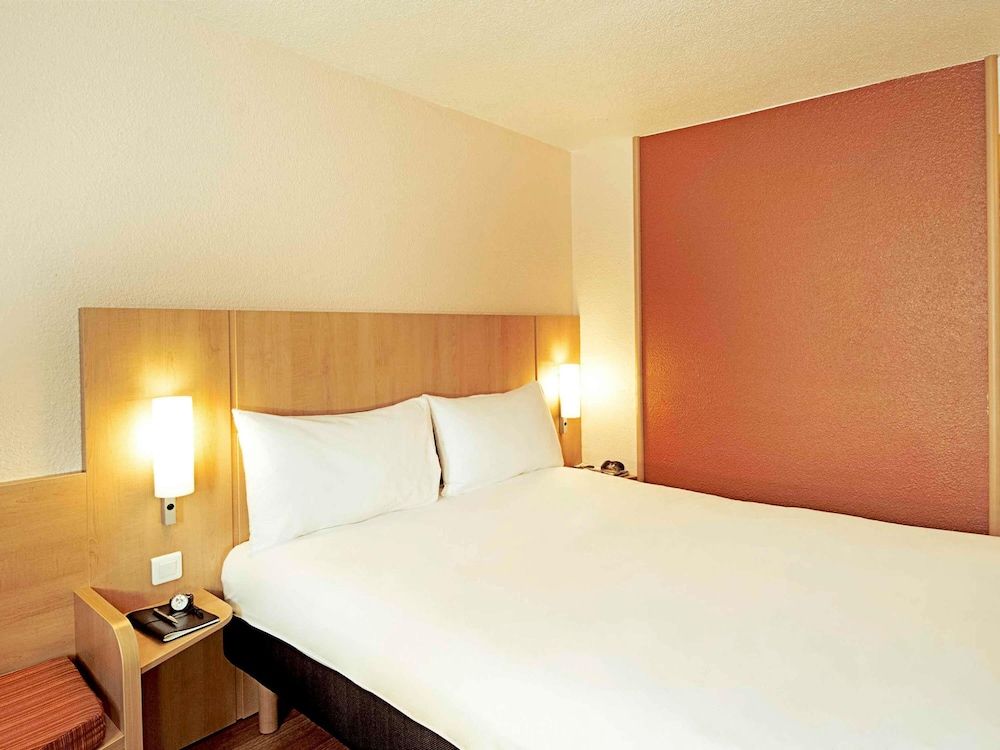 Ibis Marseille Centre Gare Saint Charles Standard Room, 1 Double Bed 8