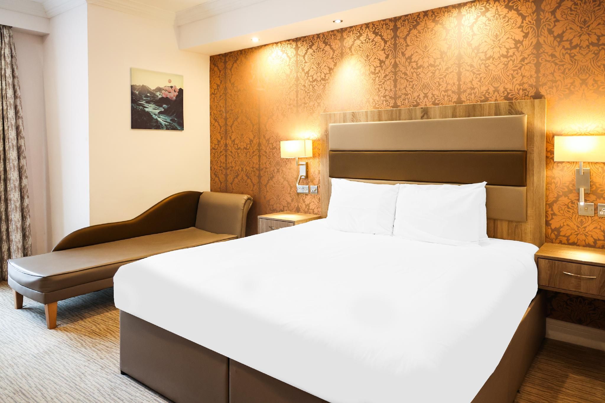 Deluxe Double Bed Apartment