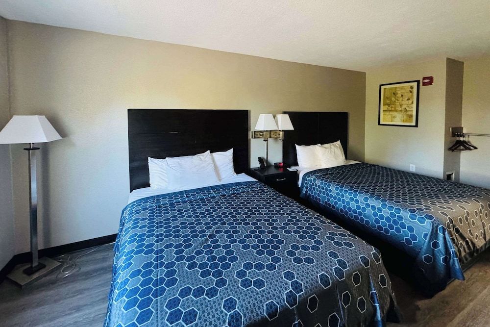 Room, 2 Queen Beds, Accessible, Non Smoking