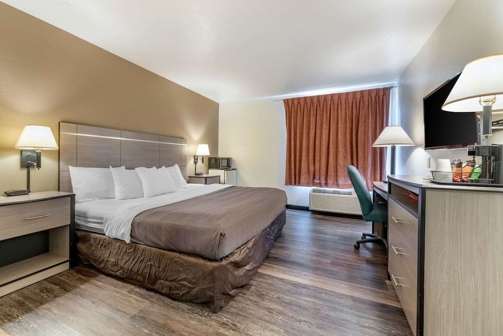 Room, 1 King Bed, Accessible, Non Smoking