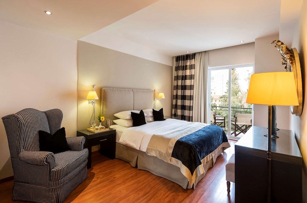 Best Western Plus Embassy Hotel Standard Room, 2 Twin Beds, Non Smoking