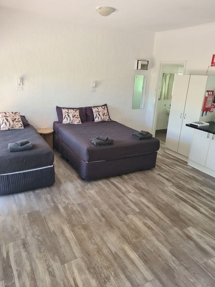 Alice Motor Inn Family Standard