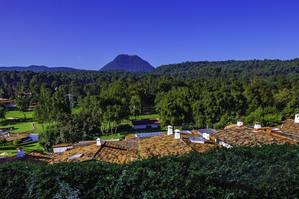 Hotel Avandaro Golf And Spa Superior Suite 2