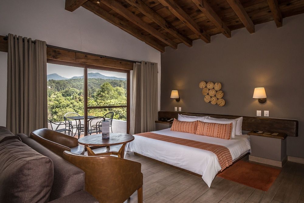 Hotel Avandaro Golf And Spa Superior Suite