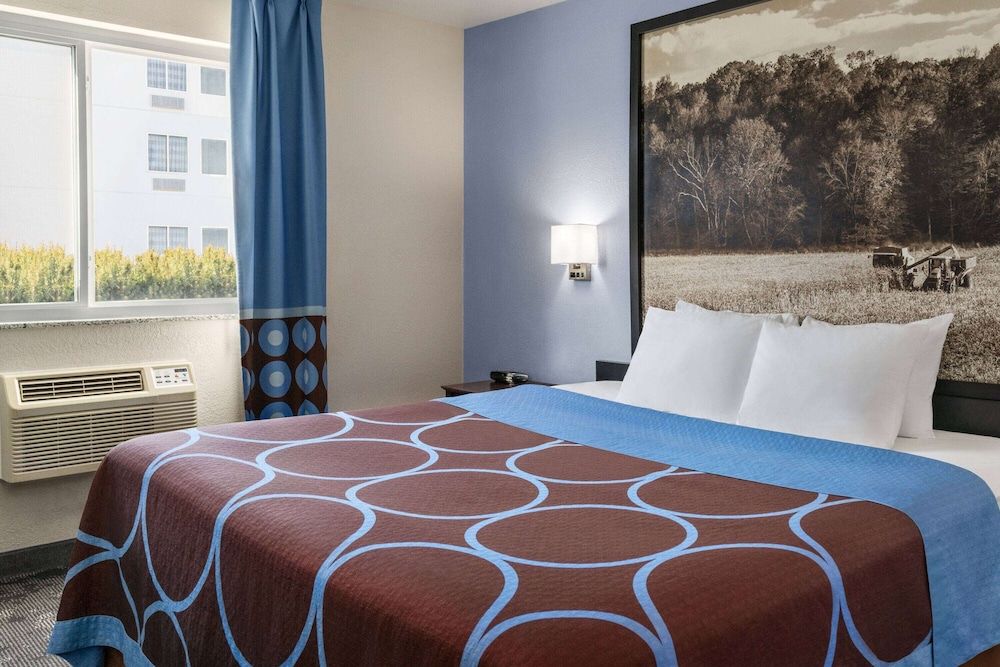 Studio Suite, 1 King Bed, Non Smoking