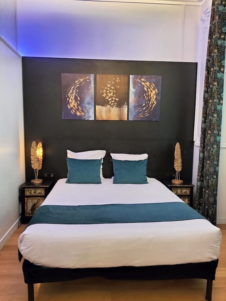 undefined Hotel Peyris Opera