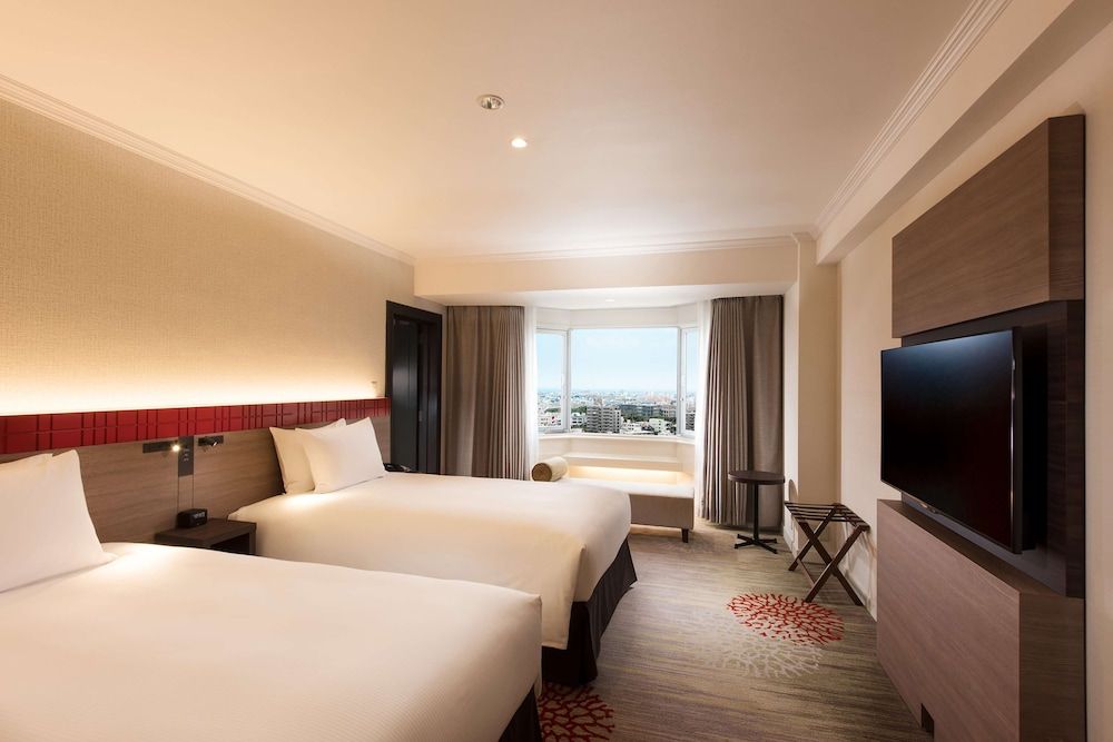Twin Deluxe Suite