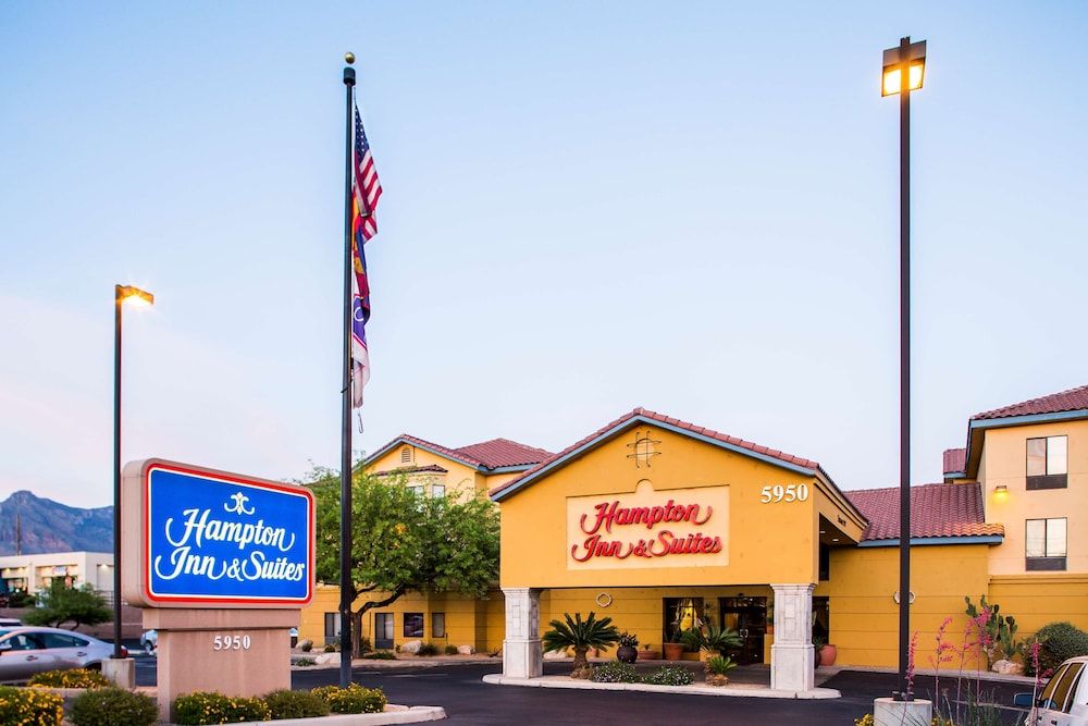 undefined Hampton Inn & Suites Tucson-Mall 9