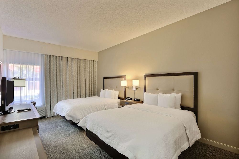Room, 2 Queen Beds, Accessible, Non Smoking