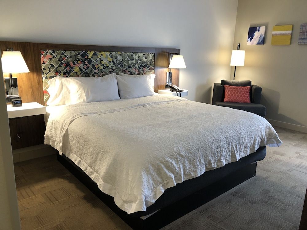 Room, 1 King Bed, Non Smoking