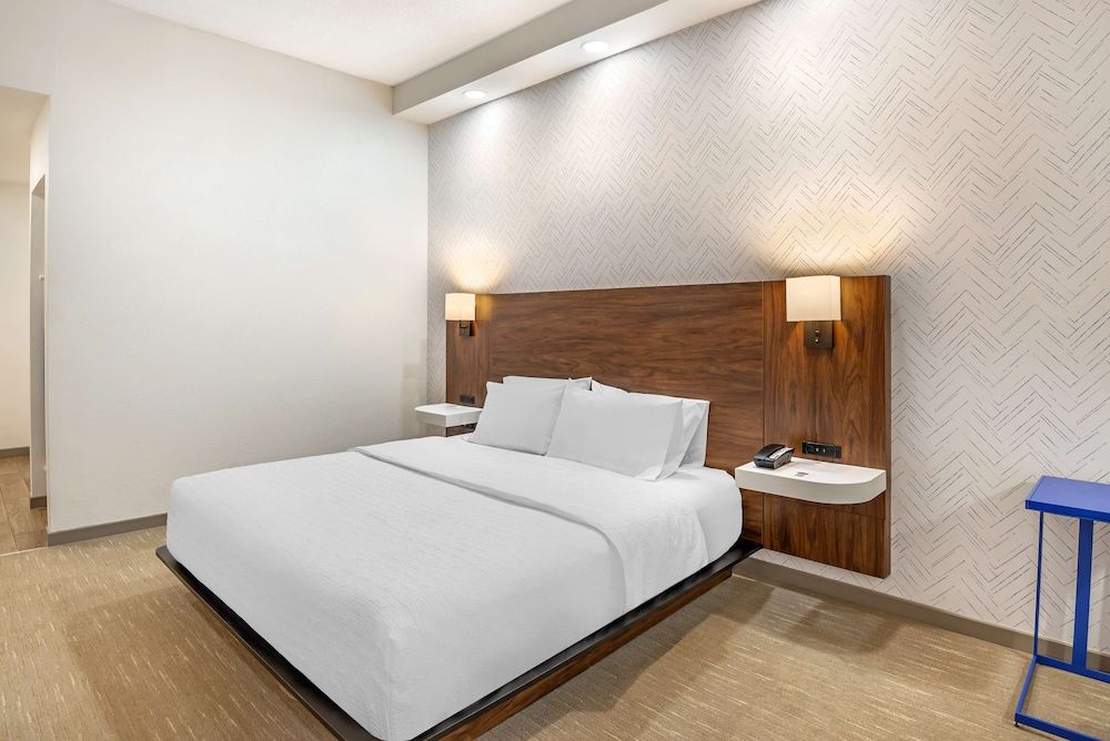 Room, 1 King Bed, Accessible, Non Smoking