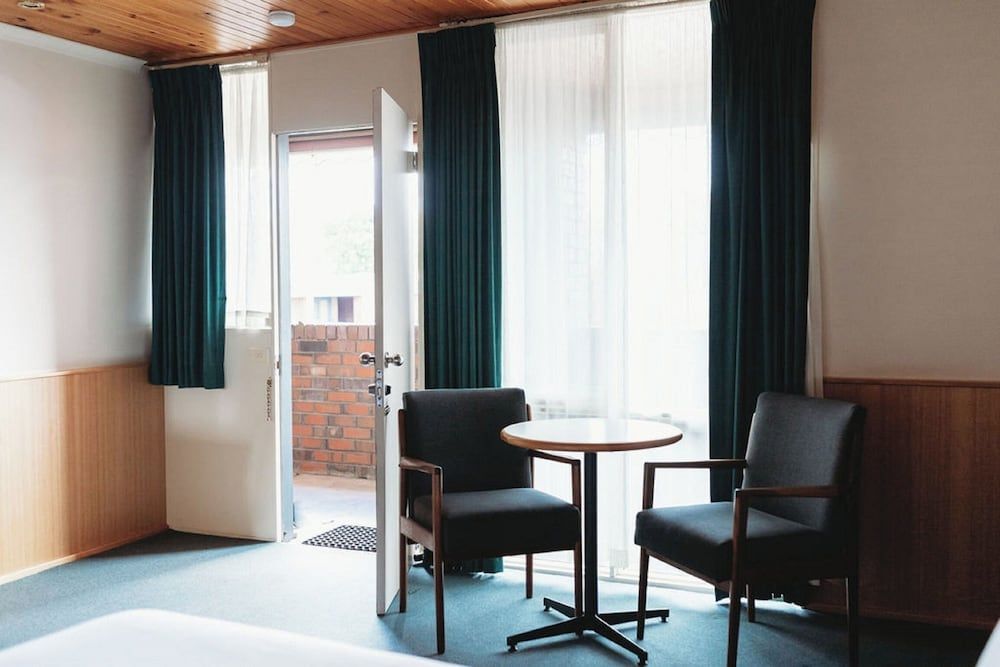 Echuca Nirebo Motel Queen Room 6