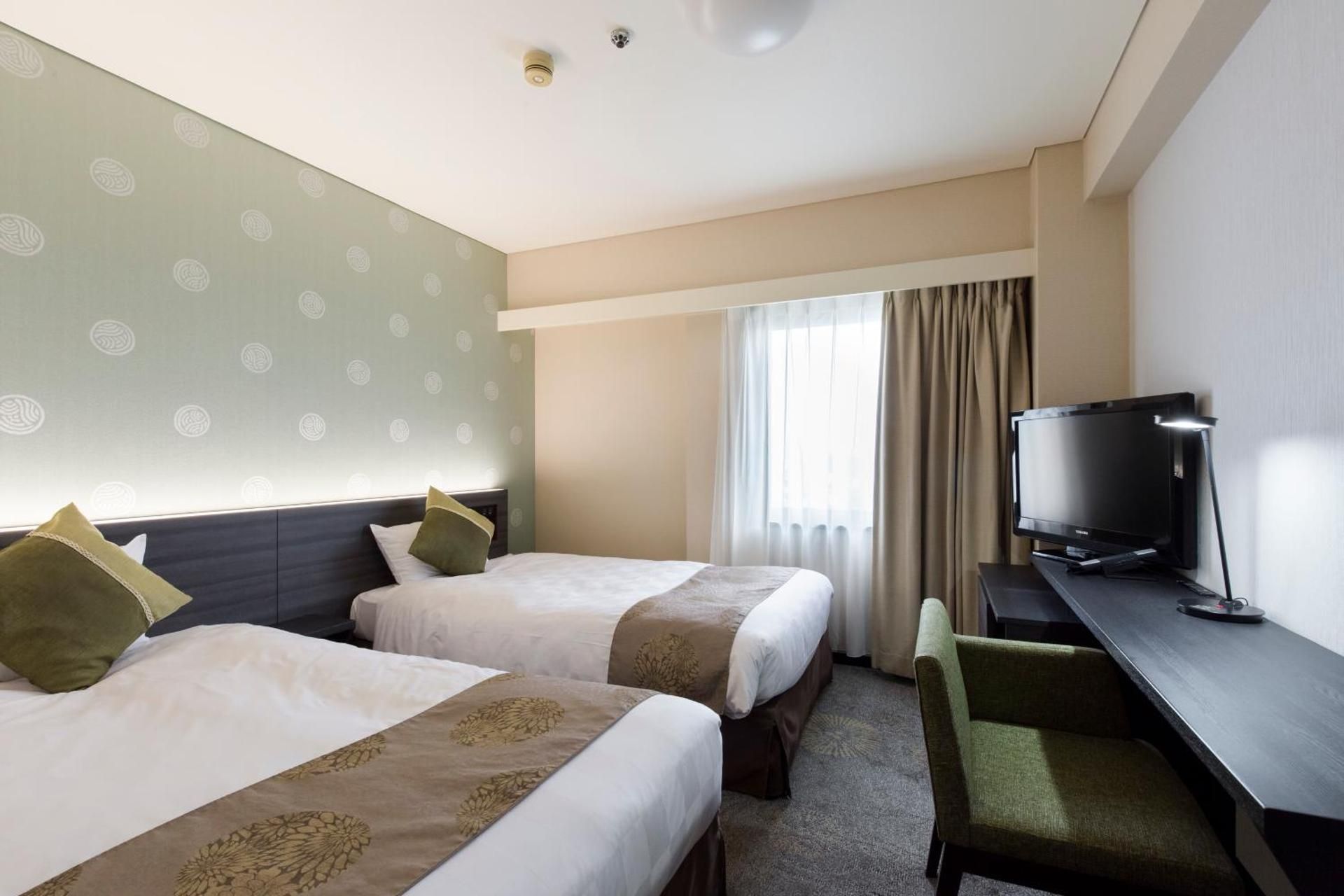 Twin Room (Female Only) - Non-Smoking