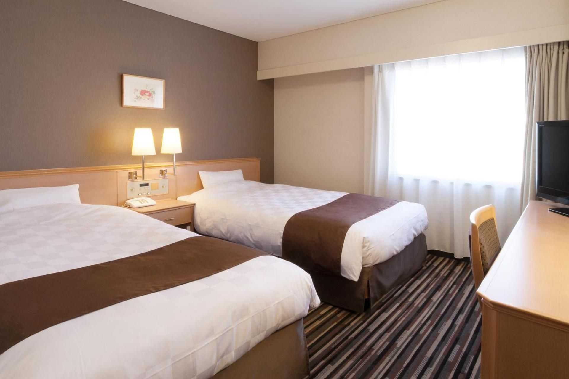 Standard Twin Room - Non-Smoking