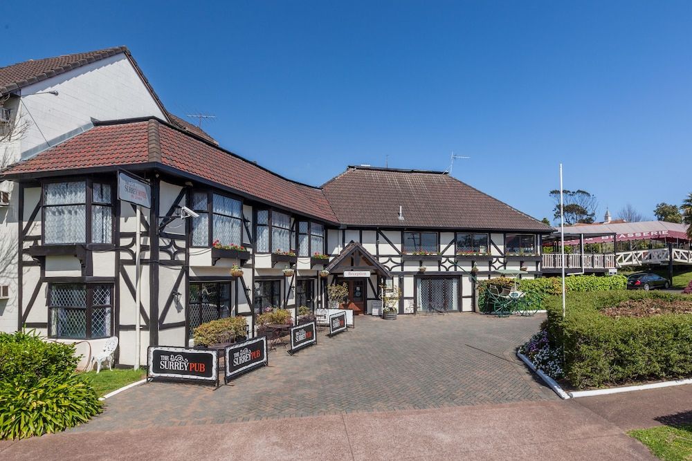 undefined The Surrey Hotel 9