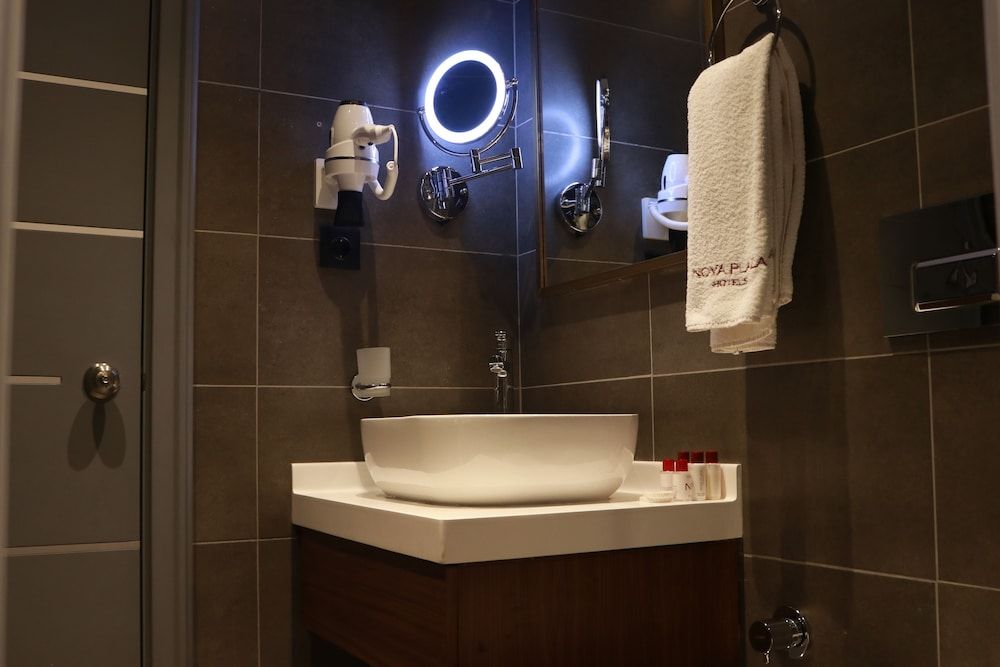 undefined Nova Plaza Crystal Hotel & Spa 5