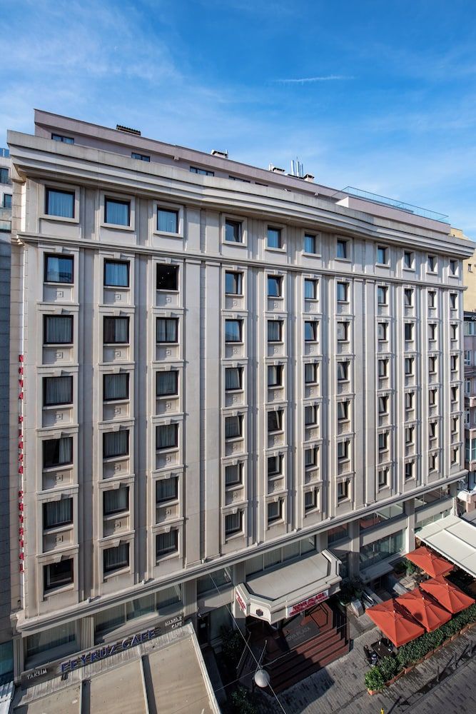 undefined Nova Plaza Crystal Hotel & Spa 3